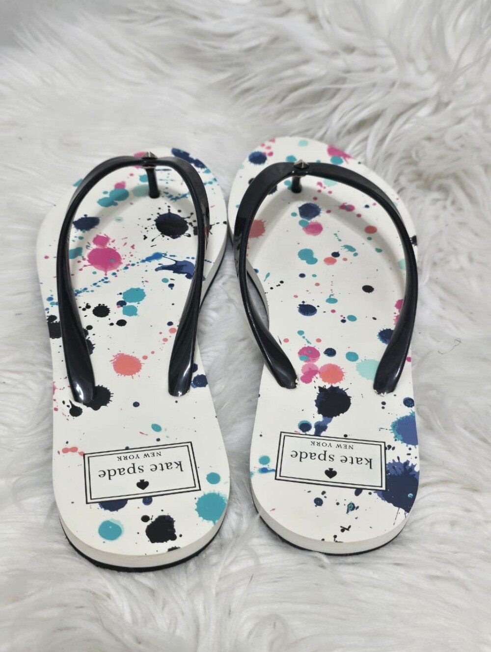 Kate Spade Paint Splatter Flip Flop Sandals Women’s Multi Color Size 8B.NWOT